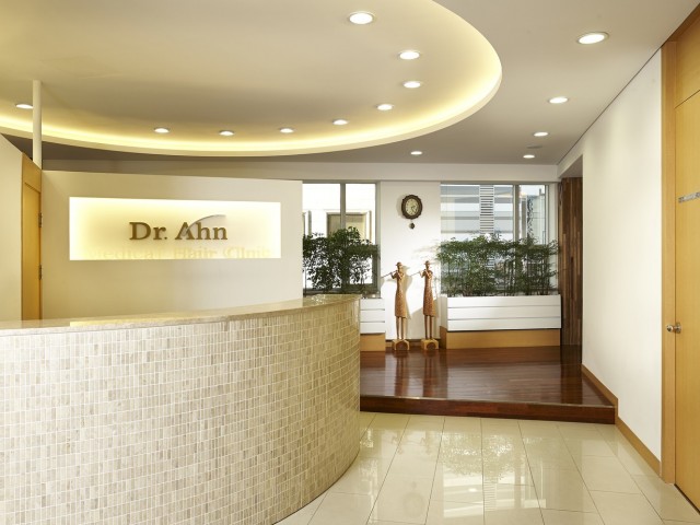 Dr. Ahn Hair Plant Clinic